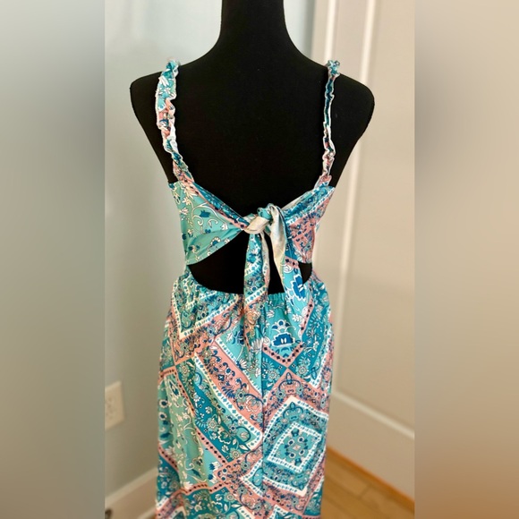 Boho Beach backless tie maxi dress - Picture 6 of 7